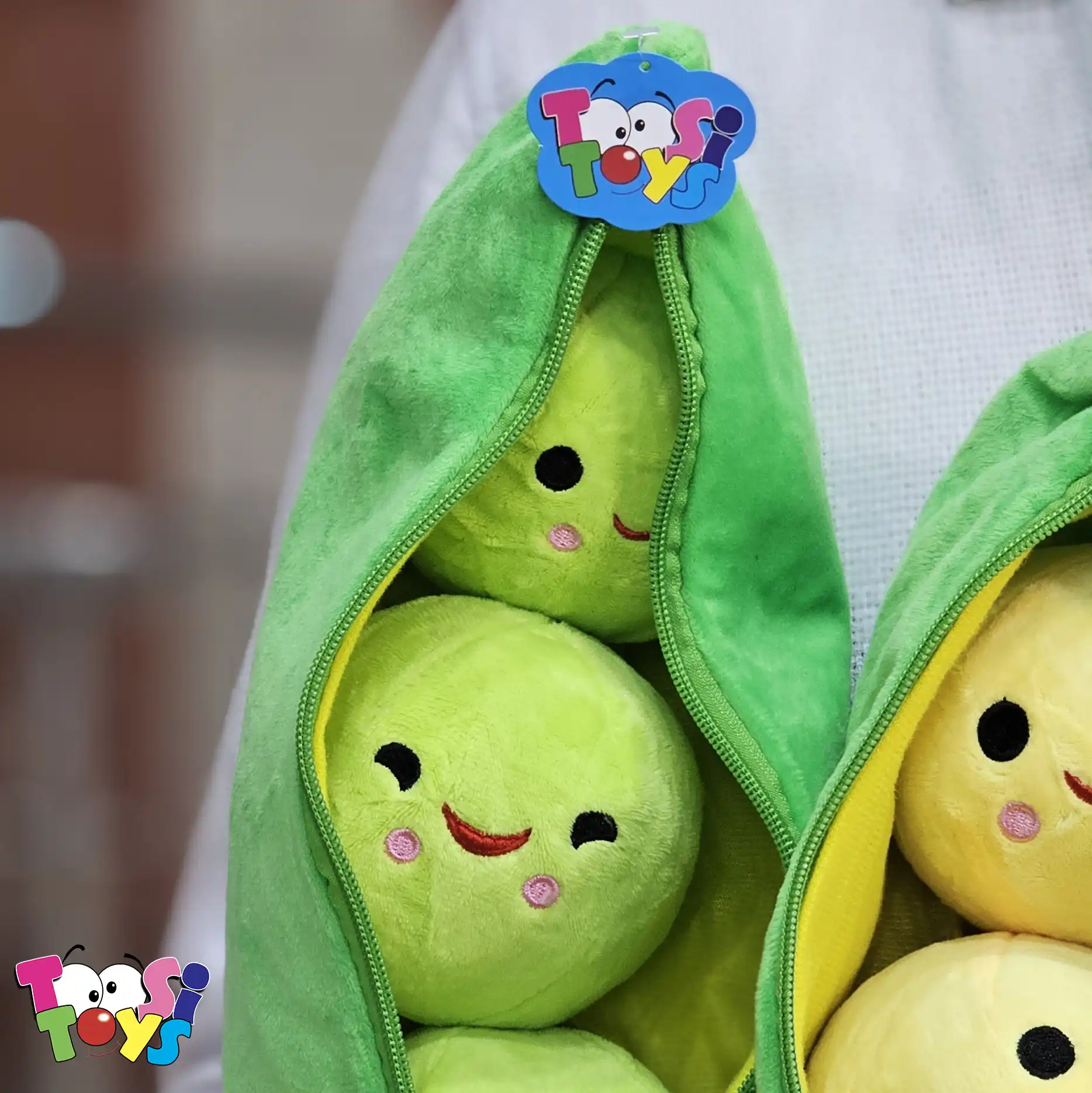 عروسک نخود فرنگی