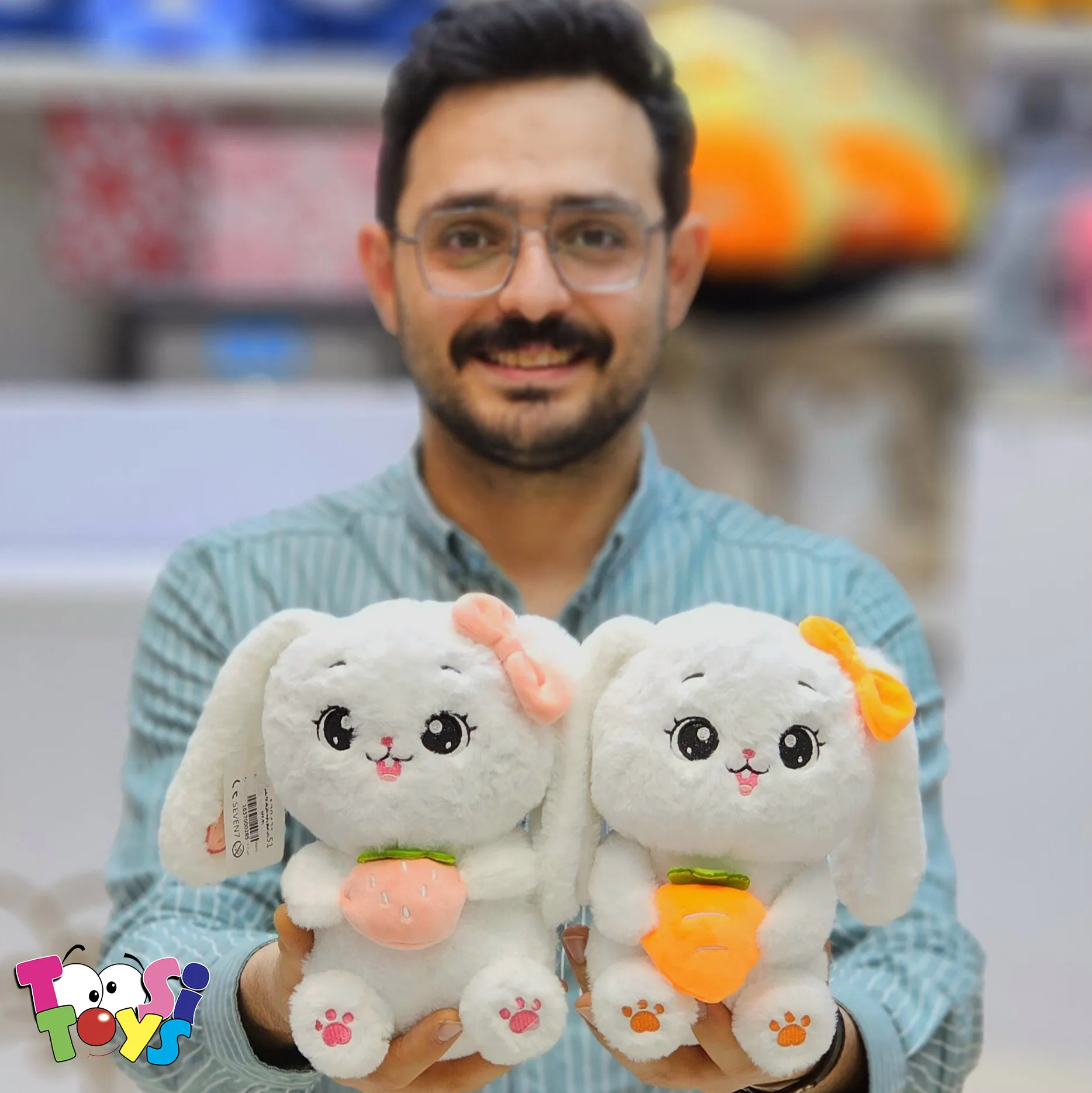 عروسک خرگوش هویج و توت فرنگی