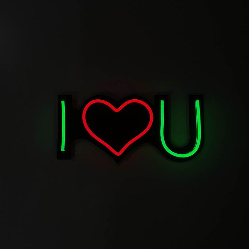 چراغ نئونی مدل i love u