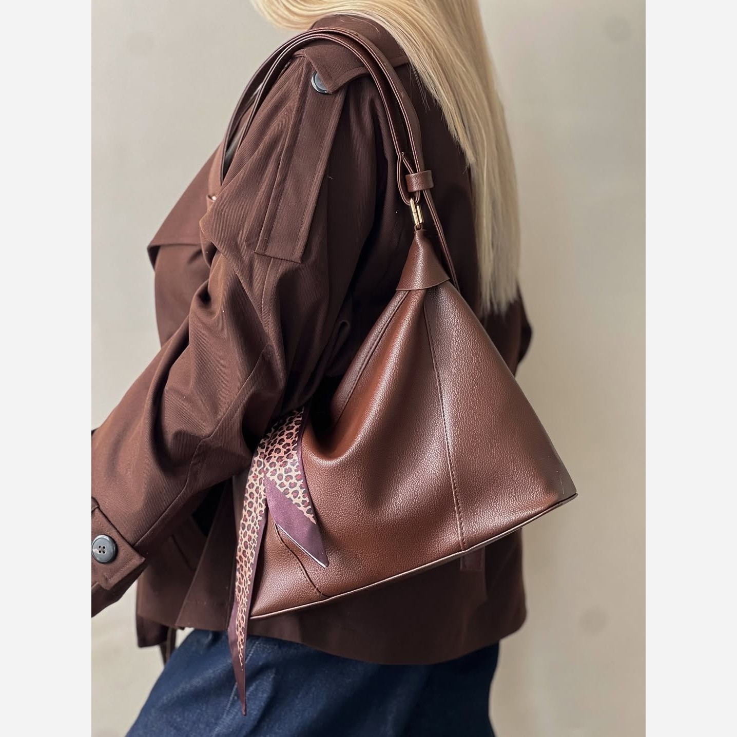 کیف دوشی اسکارف دار
