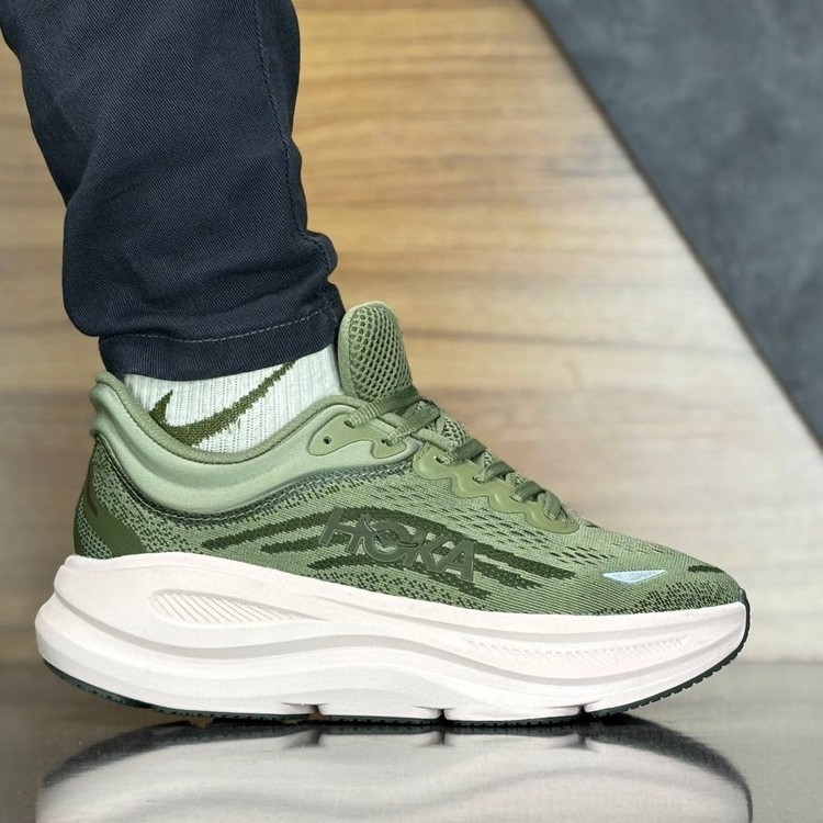 کفش هوکا مدل باندی 9 shoes hoka bondi مناسب پیاده روی