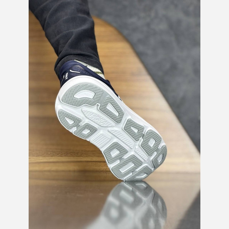 کفش هوکا مدل باندی 9 shoes hoka bondi مناسب پیاده روی