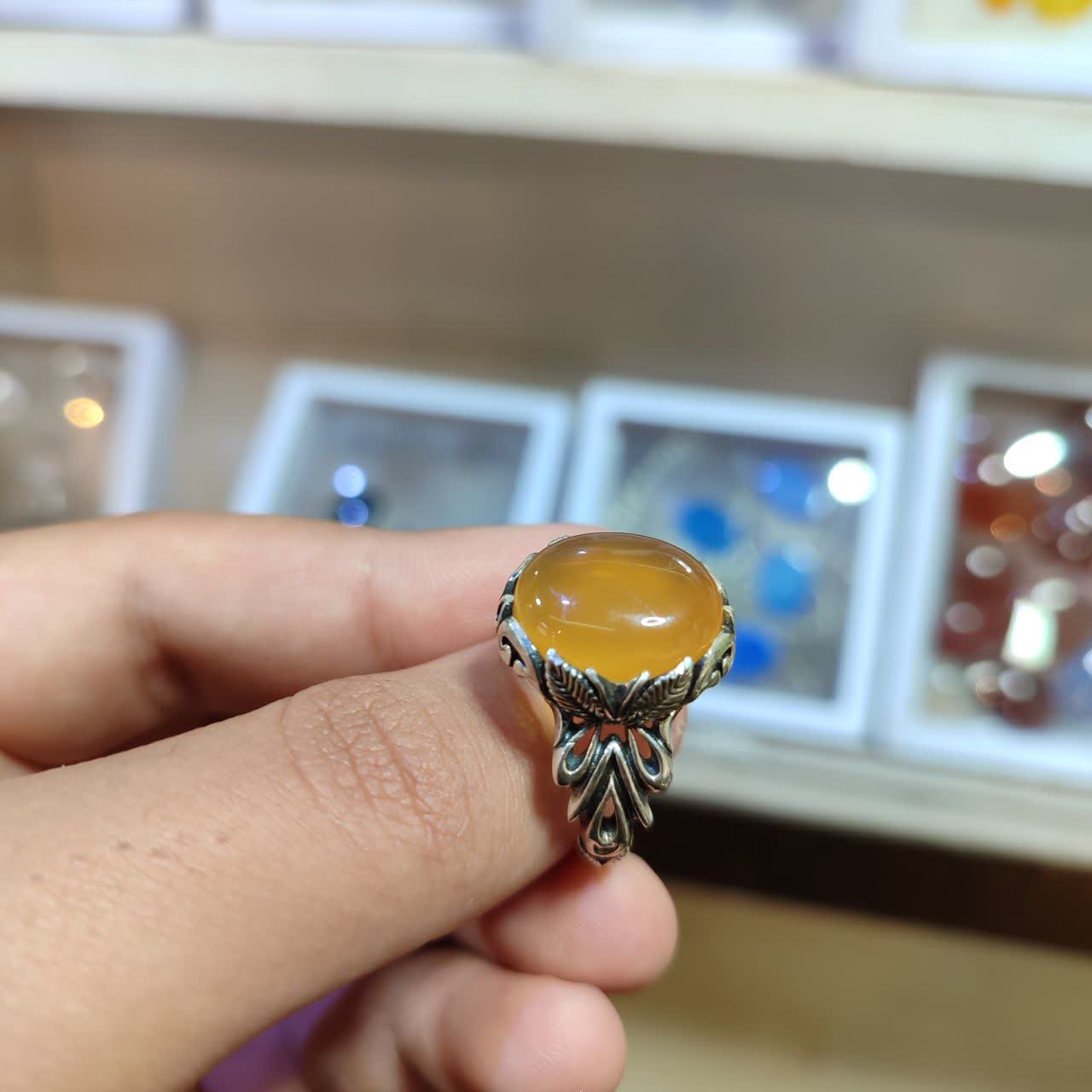 انگشتر نقره باسنگ عقیق یمن اصل کد g100