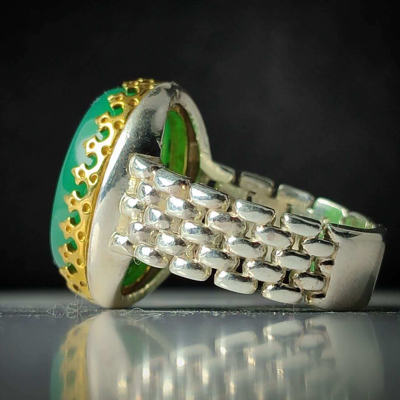 انگشتر نقره باسنگ عقیق سبز حکاکی یاحسین (ع) کد 2740
