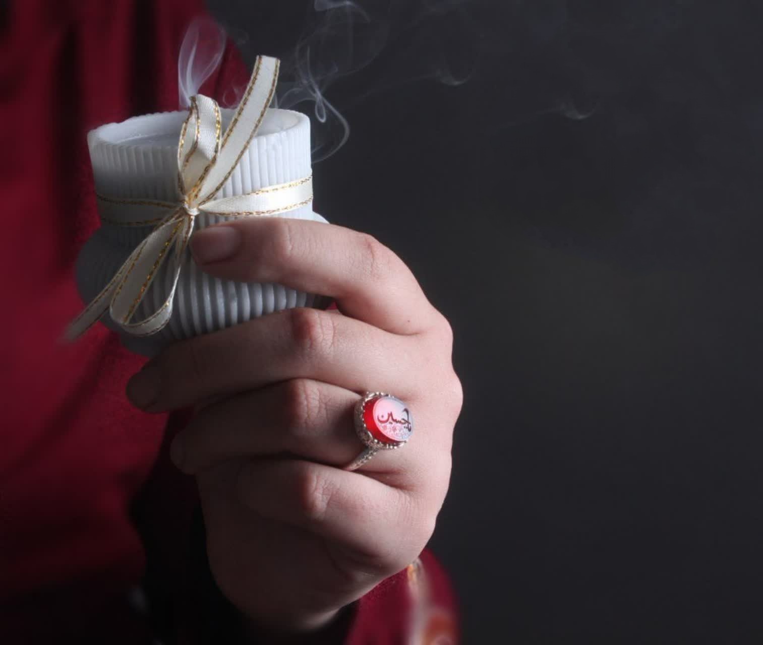 انگشتر عقیق قرمز حکاکی یاحسین زنانه کد 1372
