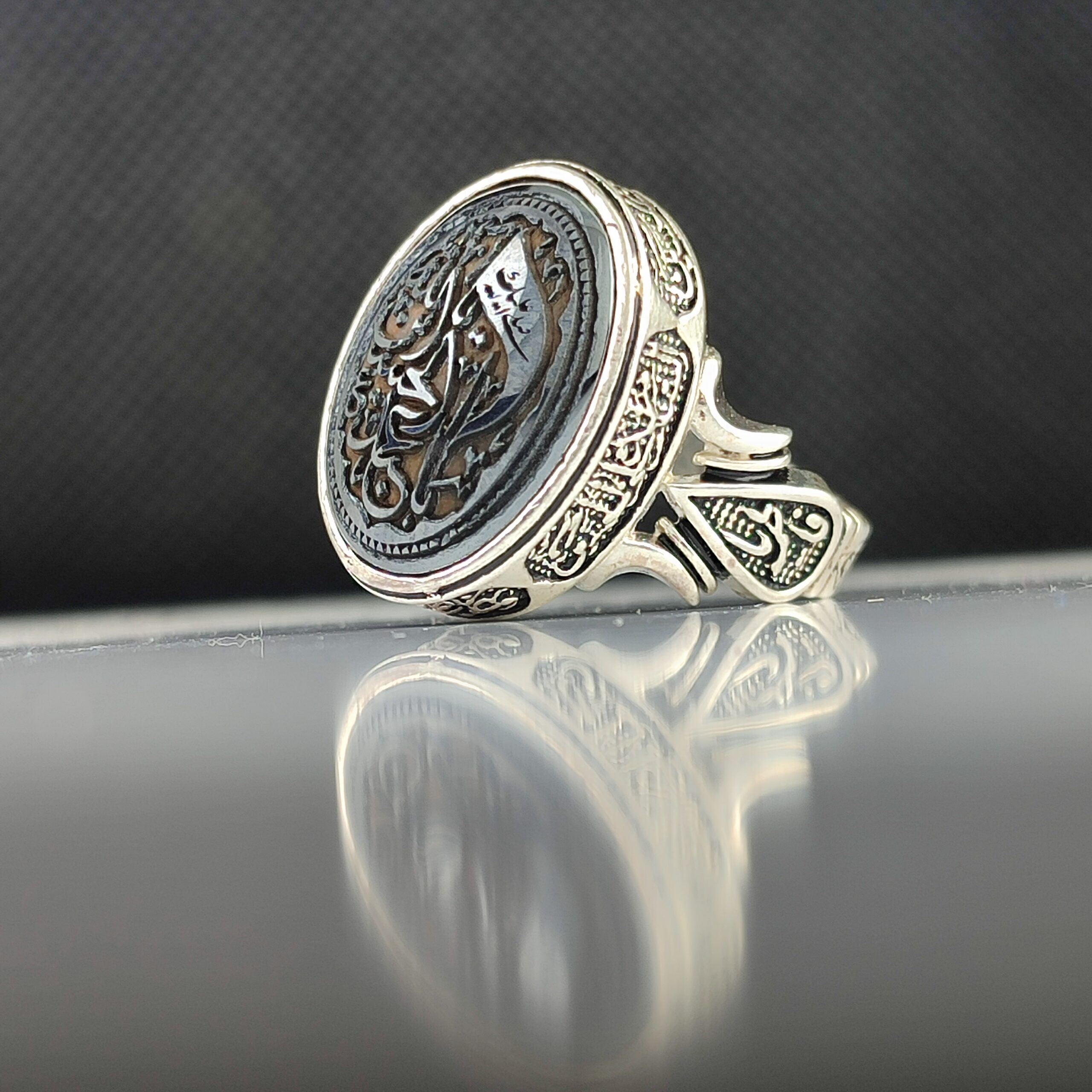 انگشتر نقره باسنگ حدید حکاکی یا اباعبدلله الحسین کد 2936