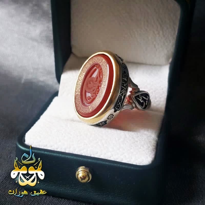 انگشتر عقیق قرمز اصل با حکاکی برجسته امام حسین و دعای سمات