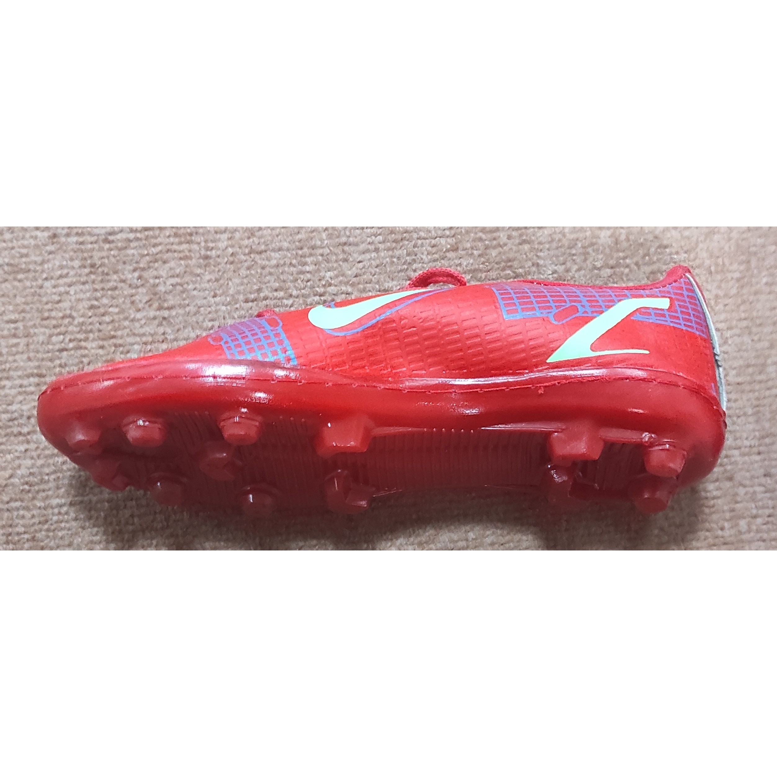 کفش استوک فوتبال اعلا مارک Nike سایز 44