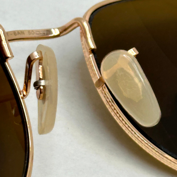 عینک آفتابی ریبن rayban شیشه سنگ قهوه ای طلایی کد rb 3958 - فول پک (ارسال رایگان)