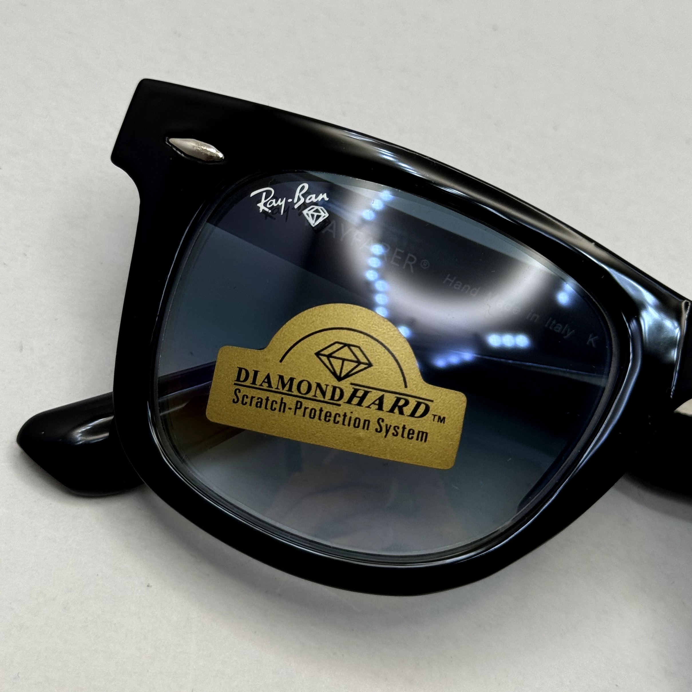 عینک ریبن ویفرر reyban WAYFARER سایز 50 آبی هایلایت به همراه پک کامل و اچار مخصوص عینک RB 2140 (ارسال رایگان)