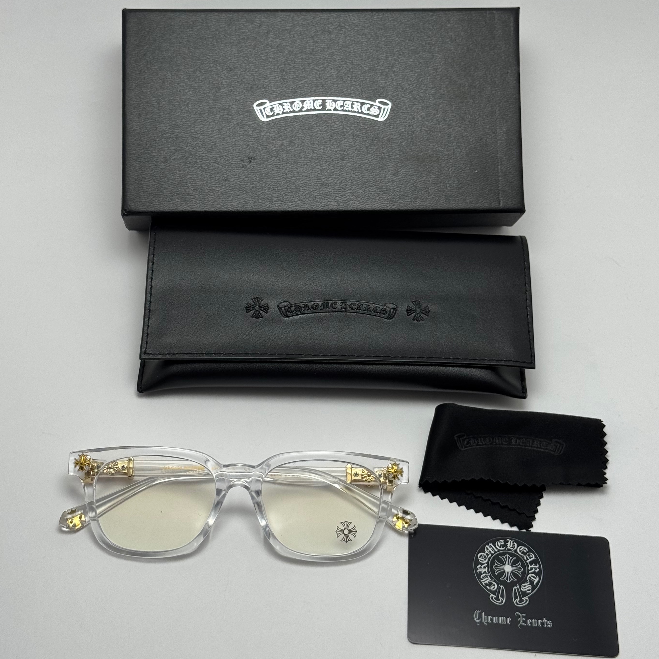 عینک بلوکات کروم هارتز کریستالی طلایی Chrome Hearts 2273 با پک کامل کروم هارتز - کیفیت مستر (ارسال رایگان)