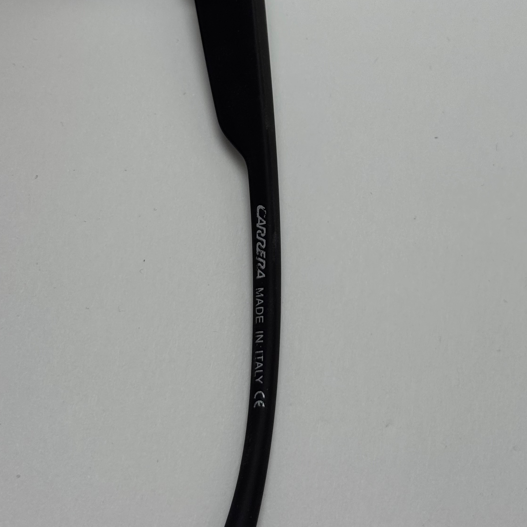 عینک آفتابی پلاریزه اسپرت کررا CARRERA قهوه ای مناسب رانندگی به همراه کاور پارچه ای و دستمال نانو مخصوص کد 2202 (ارسال