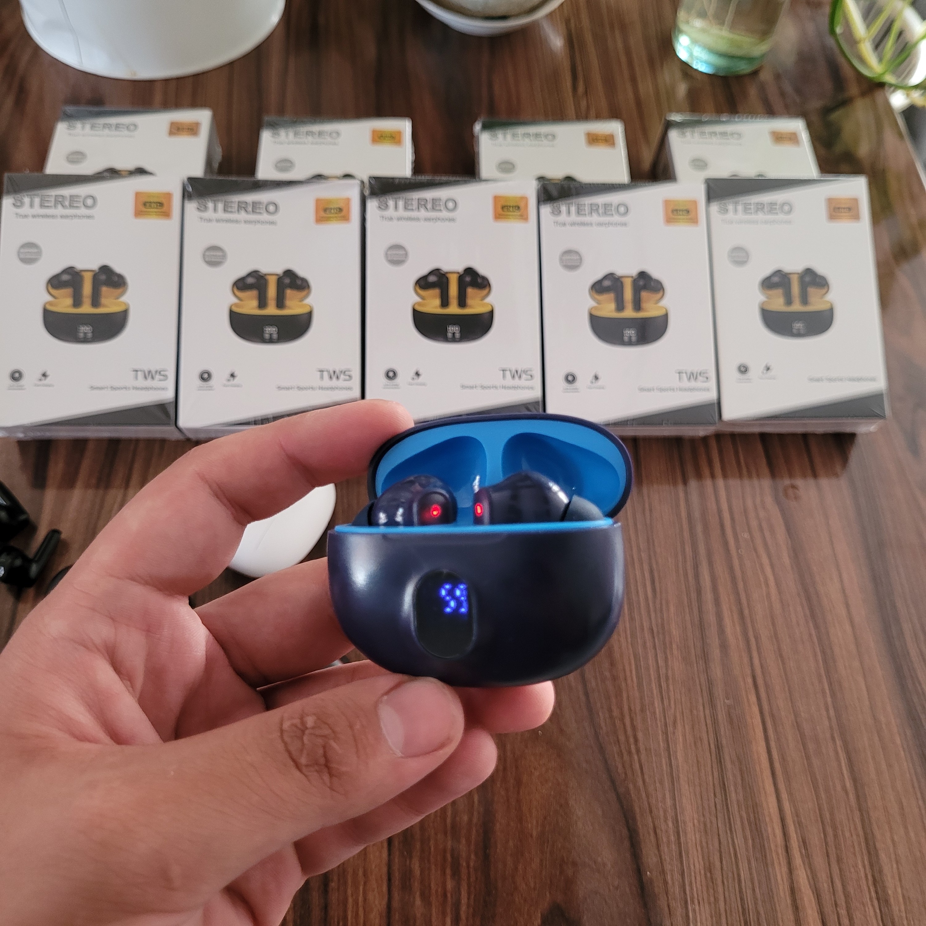 ایرپاد پرو STEREO ضدآب پاوربانک دار کیفیت درجه یک بلوتوث نسخه5/3 صحفه نمایش دار ایکس