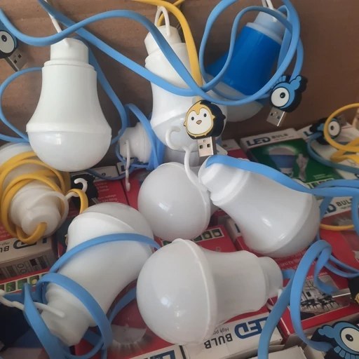 لامپ ال ای دی یو اس بی چراغ LED USB مسافرتی کد 8080 پرفروش باحداقل سود ارسال رایگان ایکس