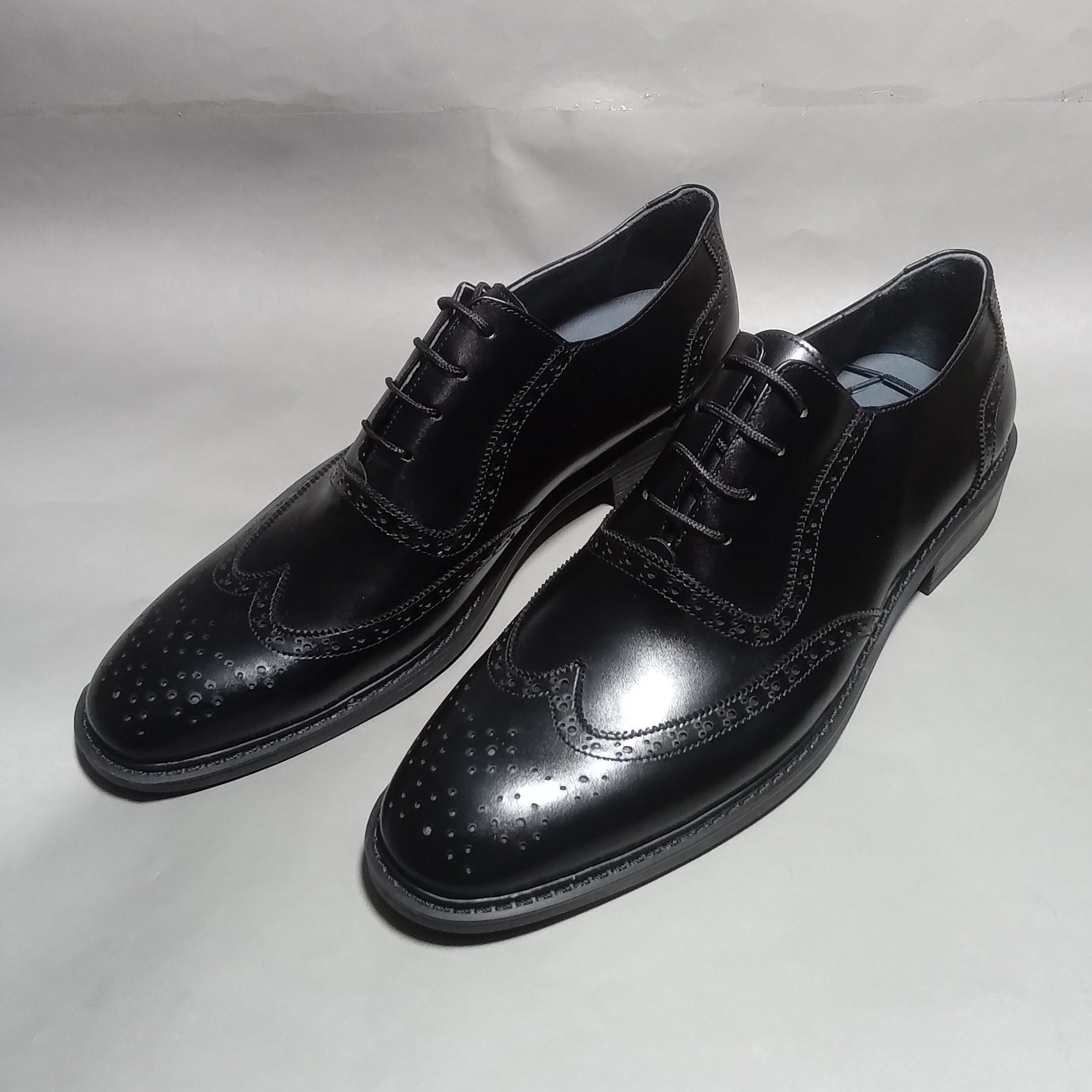 کفش مجلسی کد234 زیرهrubber چرم گاوی قیمت قدیم